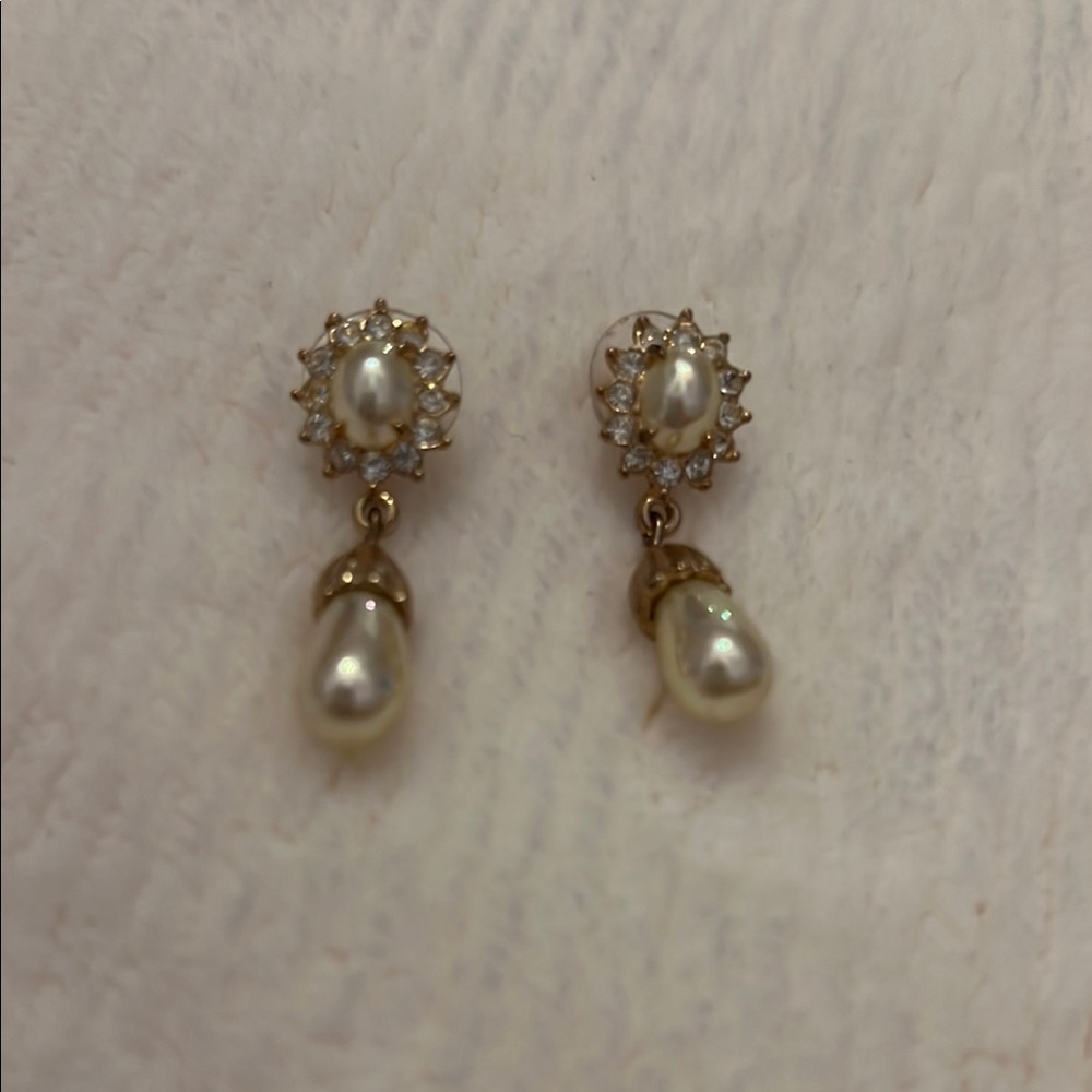 Elegant Pearl and Gold Drop Earrings